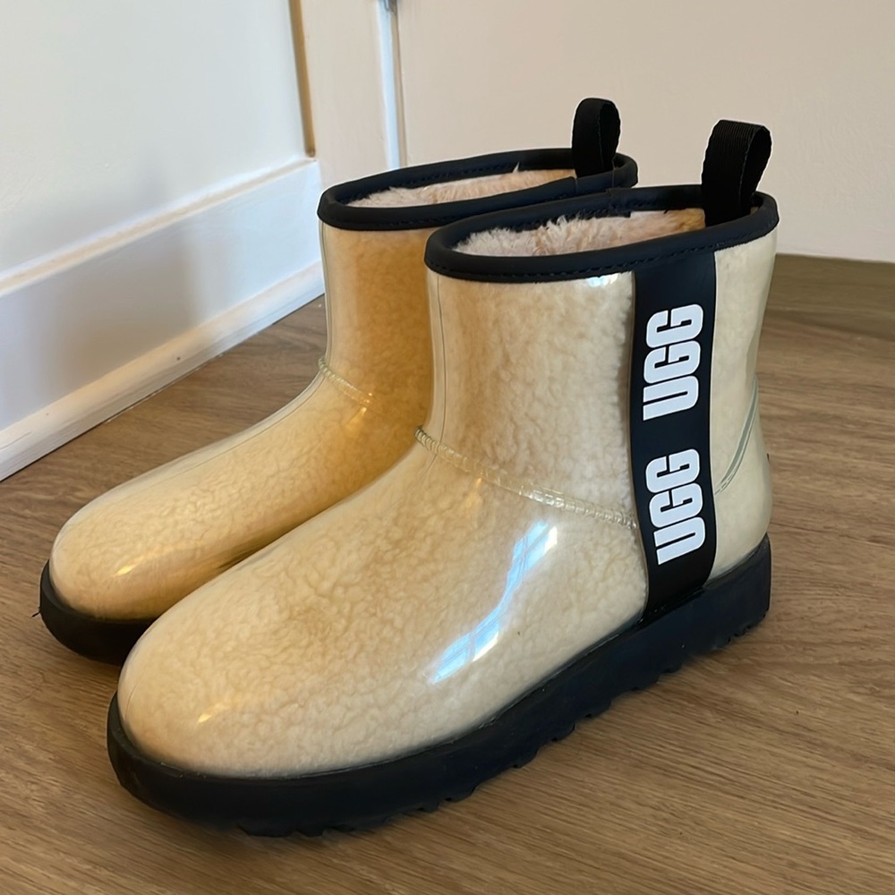 UGG Classic Clear Mini Boot
